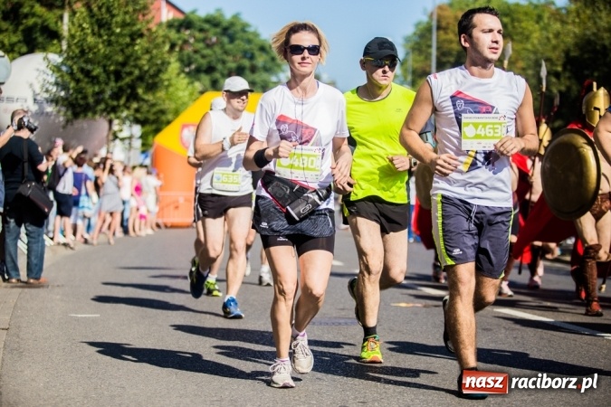 Zdjęcie w galerii na portalu naszraciborz.pl: Do biegu, gotowi, start! I RAFAKO Półmaraton Racibórz już za nami wiadomości z regionu