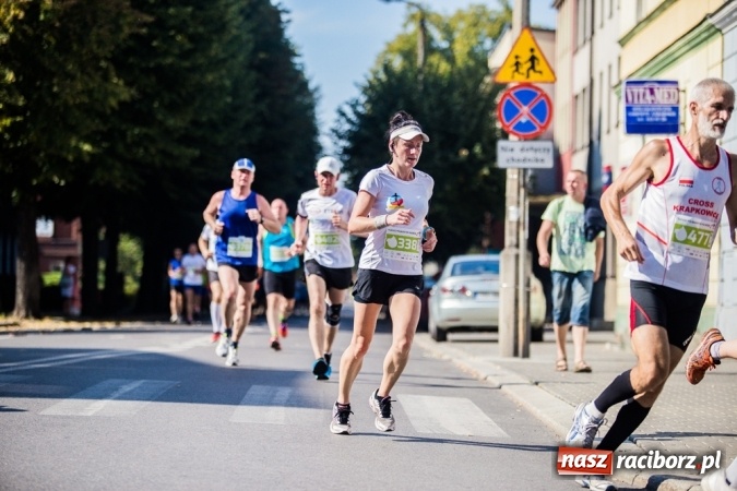 Zdjęcie w galerii na portalu naszraciborz.pl: Do biegu, gotowi, start! I RAFAKO Półmaraton Racibórz już za nami wiadomości z regionu