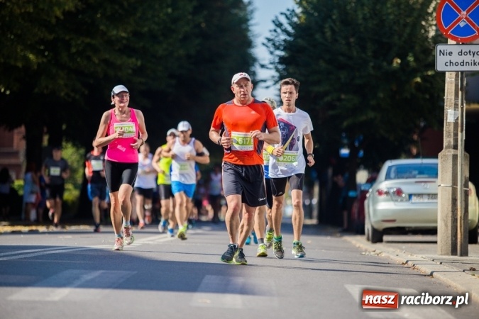 Zdjęcie w galerii na portalu naszraciborz.pl: Do biegu, gotowi, start! I RAFAKO Półmaraton Racibórz już za nami wiadomości z regionu