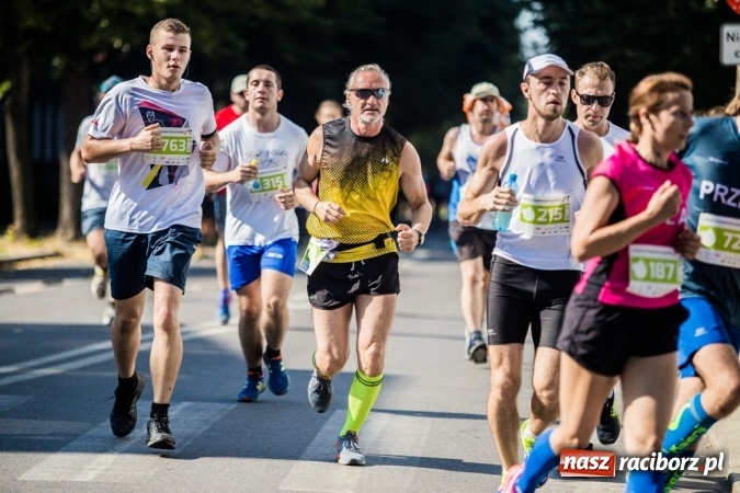 Zdjęcie w galerii na portalu naszraciborz.pl: Do biegu, gotowi, start! I RAFAKO Półmaraton Racibórz już za nami wiadomości z regionu