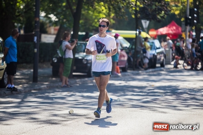 Zdjęcie w galerii na portalu naszraciborz.pl: Do biegu, gotowi, start! I RAFAKO Półmaraton Racibórz już za nami wiadomości z regionu