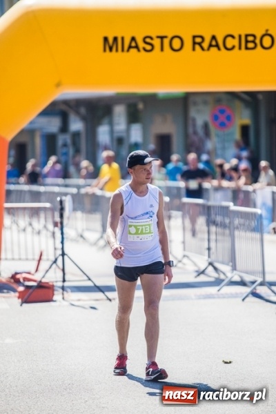 Zdjęcie w galerii na portalu naszraciborz.pl: Do biegu, gotowi, start! I RAFAKO Półmaraton Racibórz już za nami wiadomości z regionu