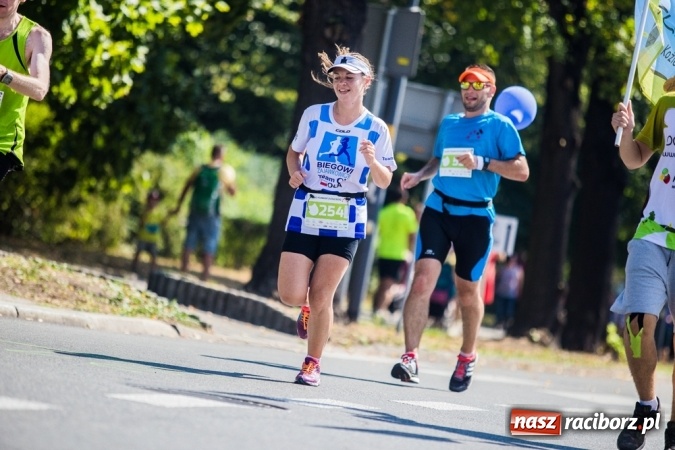 Zdjęcie w galerii na portalu naszraciborz.pl: Do biegu, gotowi, start! I RAFAKO Półmaraton Racibórz już za nami wiadomości z regionu