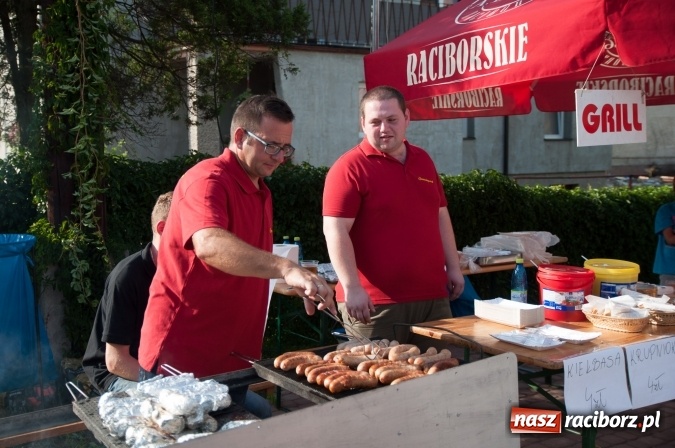 Zdjęcie w galerii na portalu naszraciborz.pl: Najlepsze kiełbaski? Na festynie strażackim! wiadomości z regionu