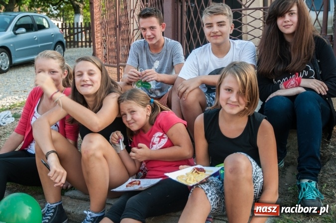 Zdjęcie w galerii na portalu naszraciborz.pl: Najlepsze kiełbaski? Na festynie strażackim! wiadomości z regionu