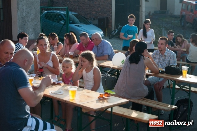 Zdjęcie w galerii na portalu naszraciborz.pl: Najlepsze kiełbaski? Na festynie strażackim! wiadomości z regionu