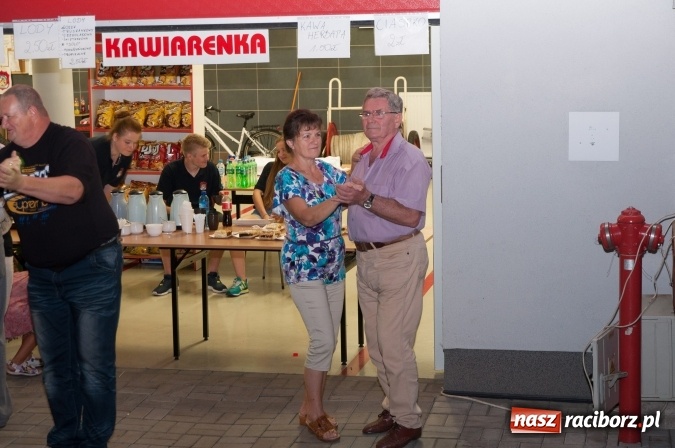 Zdjęcie w galerii na portalu naszraciborz.pl: Najlepsze kiełbaski? Na festynie strażackim! wiadomości z regionu