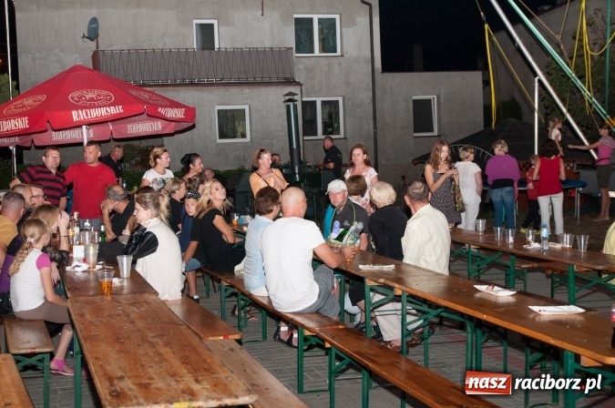 Zdjęcie w galerii na portalu naszraciborz.pl: Najlepsze kiełbaski? Na festynie strażackim! wiadomości z regionu