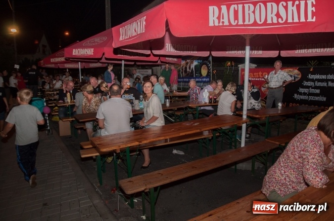 Zdjęcie w galerii na portalu naszraciborz.pl: Najlepsze kiełbaski? Na festynie strażackim! wiadomości z regionu