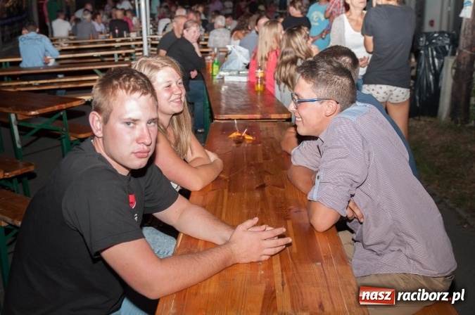 Zdjęcie w galerii na portalu naszraciborz.pl: Najlepsze kiełbaski? Na festynie strażackim! wiadomości z regionu