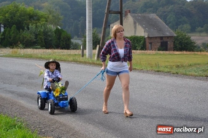 Zdjęcie w galerii na portalu naszraciborz.pl: Dożynki 2015 - w Modzurowie w sobotę wiadomości z regionu