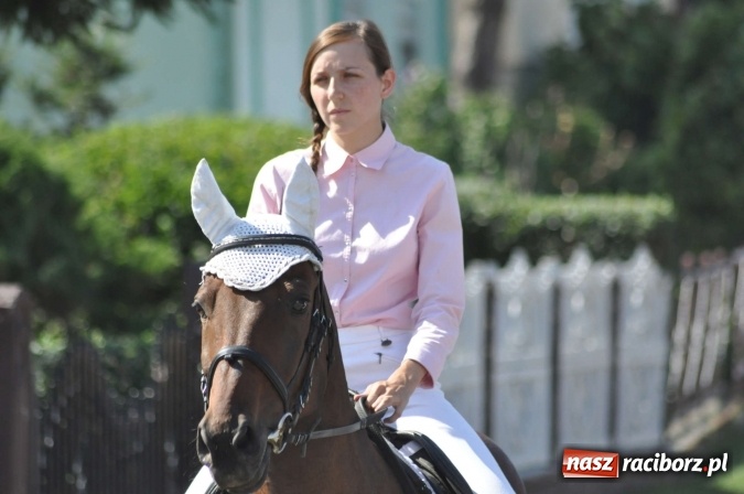 Zdjęcie w galerii na portalu naszraciborz.pl: Dożynki 2015 - w Rudniku z letnim dyngusem wiadomości z regionu