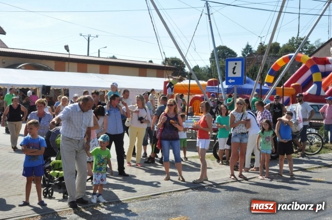 Zdjęcie w galerii na portalu naszraciborz.pl: Dożynki 2015 - w Rudniku z letnim dyngusem wiadomości z regionu