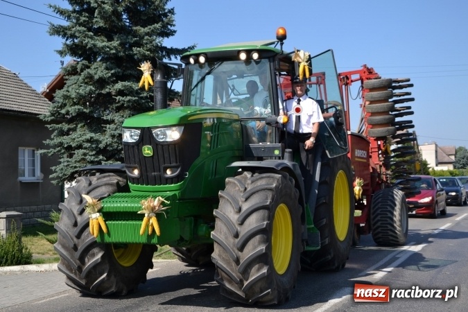 Zdjęcie w galerii na portalu naszraciborz.pl: Dożynki 2015 - Zabełkowianki ładniejsze niż Słowianki wiadomości z regionu