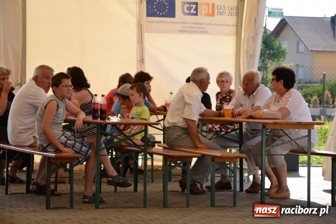 Zdjęcie w galerii na portalu naszraciborz.pl: Dożynki 2015 - Zabełkowianki ładniejsze niż Słowianki wiadomości z regionu