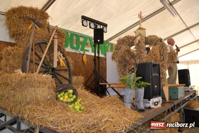 Zdjęcie w galerii na portalu naszraciborz.pl: Dożynki 2015 - Zabełkowianki ładniejsze niż Słowianki wiadomości z regionu