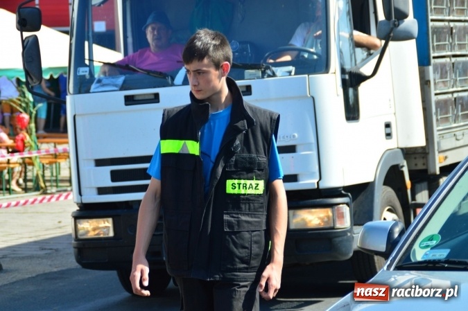 Zdjęcie w galerii na portalu naszraciborz.pl: Dożynki 2015 - barwny korow&oacute;d przeszedł ulicami Wojnowic wiadomości z regionu