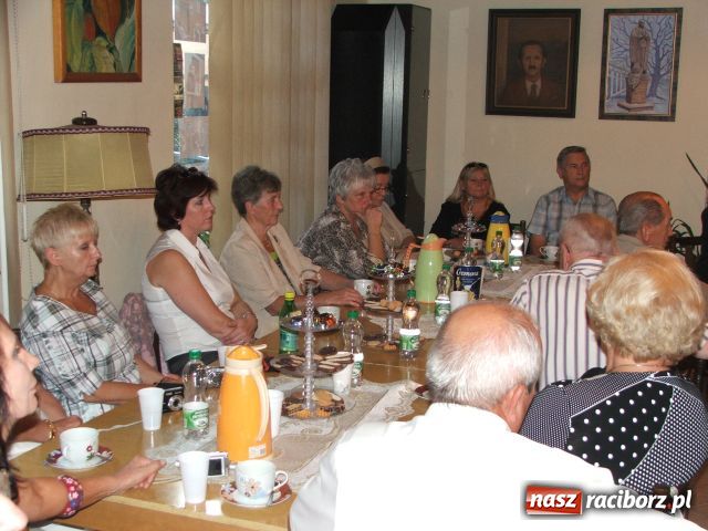 Zdjęcie w galerii na portalu naszraciborz.pl: Malunki na szkle wiadomości z regionu