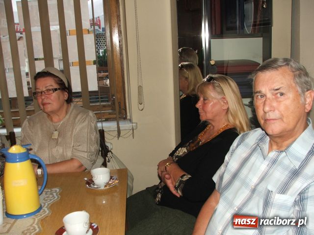 Zdjęcie w galerii na portalu naszraciborz.pl: Malunki na szkle wiadomości z regionu