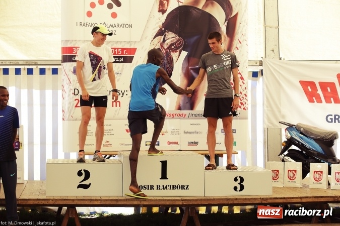 Zdjęcie w galerii na portalu naszraciborz.pl: 657 zawodników i zawodniczek ukończyło I Rafako Półmaraton wiadomości z regionu