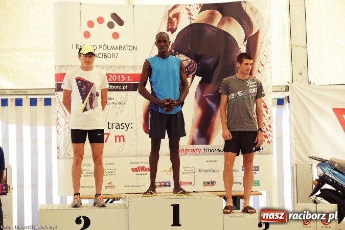 Zdjęcie w galerii na portalu naszraciborz.pl: 657 zawodników i zawodniczek ukończyło I Rafako Półmaraton wiadomości z regionu