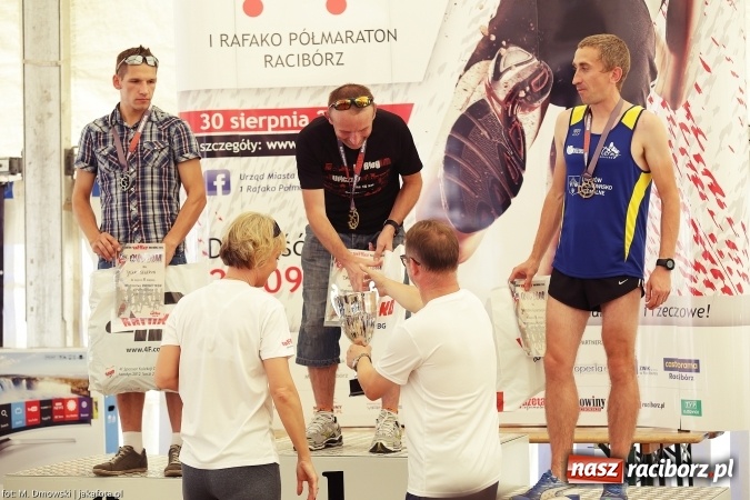 Zdjęcie w galerii na portalu naszraciborz.pl: 657 zawodników i zawodniczek ukończyło I Rafako Półmaraton wiadomości z regionu