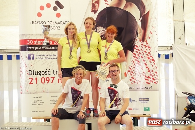 Zdjęcie w galerii na portalu naszraciborz.pl: 657 zawodników i zawodniczek ukończyło I Rafako Półmaraton wiadomości z regionu