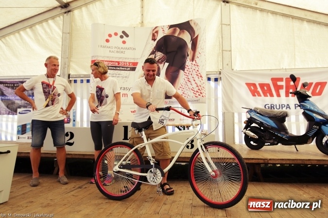 Zdjęcie w galerii na portalu naszraciborz.pl: 657 zawodników i zawodniczek ukończyło I Rafako Półmaraton wiadomości z regionu