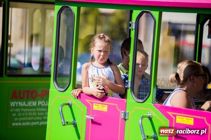 Zdjęcie w galerii na portalu naszraciborz.pl: Dożynki 2015 - w Pietrowicach Wielkich rolnicy dziękowali za zbiory wiadomości z regionu