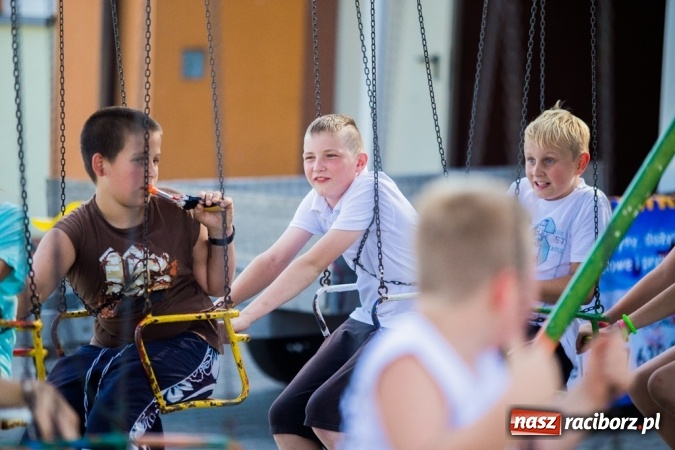 Zdjęcie w galerii na portalu naszraciborz.pl: Dożynki 2015 - w Pietrowicach Wielkich rolnicy dziękowali za zbiory wiadomości z regionu