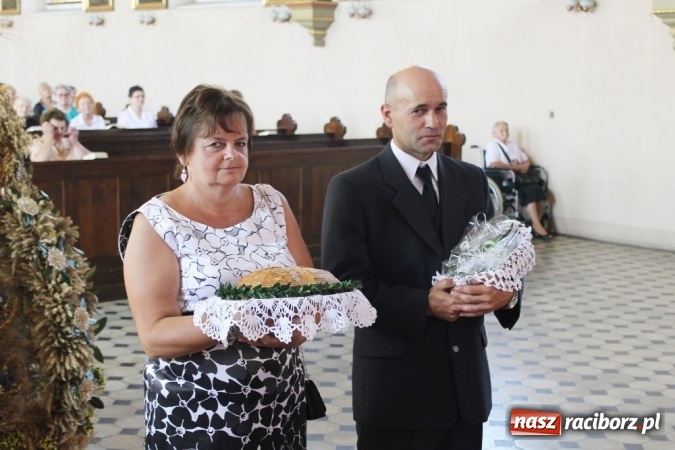 Zdjęcie w galerii na portalu naszraciborz.pl: Dożynki 2015 - w Sławikowie Te Deum za zbiory wiadomości z regionu