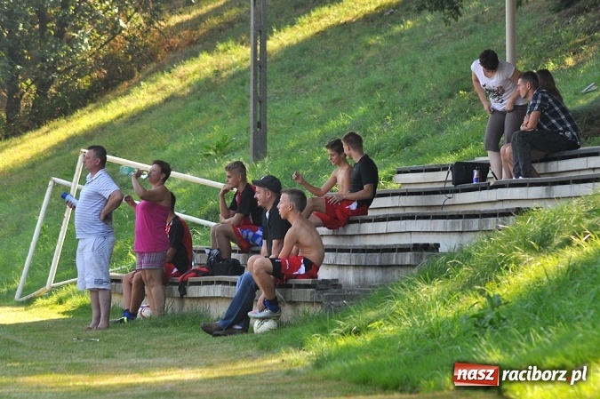 Zdjęcie w galerii na portalu naszraciborz.pl: Pierwszy mecz i pierwsze zwycięstwo juniorów Gamowa wiadomości z regionu