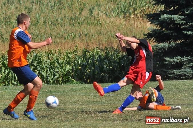 Zdjęcie w galerii na portalu naszraciborz.pl: Pierwszy mecz i pierwsze zwycięstwo juniorów Gamowa wiadomości z regionu