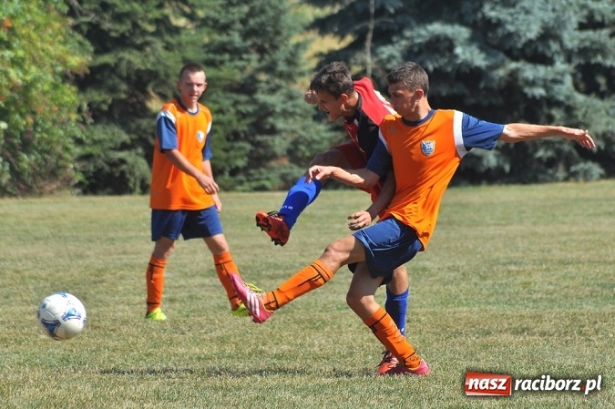 Zdjęcie w galerii na portalu naszraciborz.pl: Pierwszy mecz i pierwsze zwycięstwo juniorów Gamowa wiadomości z regionu