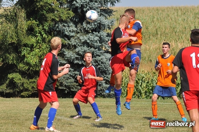 Zdjęcie w galerii na portalu naszraciborz.pl: Pierwszy mecz i pierwsze zwycięstwo juniorów Gamowa wiadomości z regionu