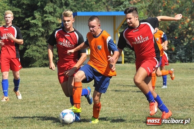 Zdjęcie w galerii na portalu naszraciborz.pl: Pierwszy mecz i pierwsze zwycięstwo juniorów Gamowa wiadomości z regionu