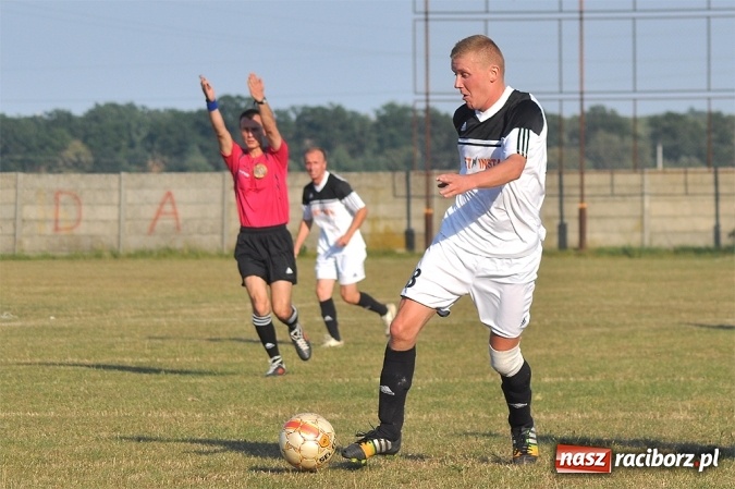 Zdjęcie w galerii na portalu naszraciborz.pl: Zgoda Zawada Książęca rozgromiła drużynę z Adamowic wiadomości z regionu