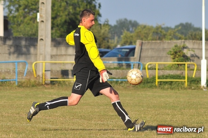 Zdjęcie w galerii na portalu naszraciborz.pl: Zgoda Zawada Książęca rozgromiła drużynę z Adamowic wiadomości z regionu