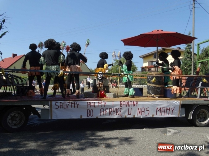 Zdjęcie w galerii na portalu naszraciborz.pl: Dożynki 2015 - Polska Afryka w Rzuchowie wiadomości z regionu