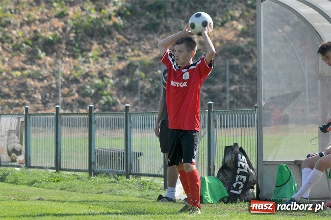 Zdjęcie w galerii na portalu naszraciborz.pl: Górnik Zabrze górą nad LKS-em 1908 Nędza wiadomości z regionu