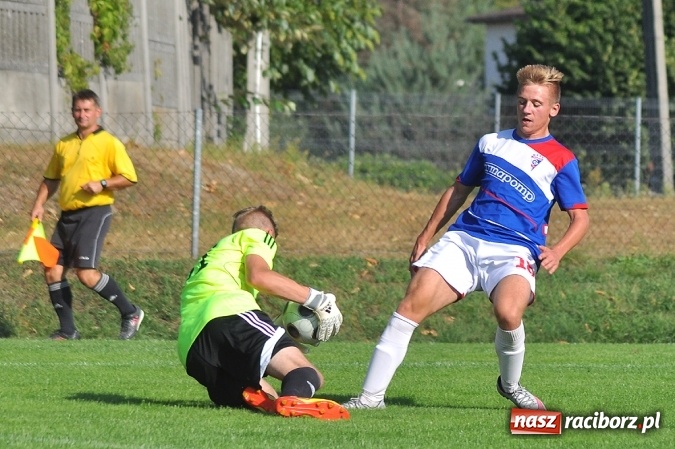 Zdjęcie w galerii na portalu naszraciborz.pl: Górnik Zabrze górą nad LKS-em 1908 Nędza wiadomości z regionu