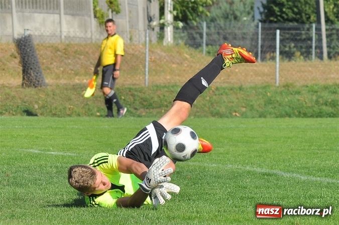 Zdjęcie w galerii na portalu naszraciborz.pl: Górnik Zabrze górą nad LKS-em 1908 Nędza wiadomości z regionu