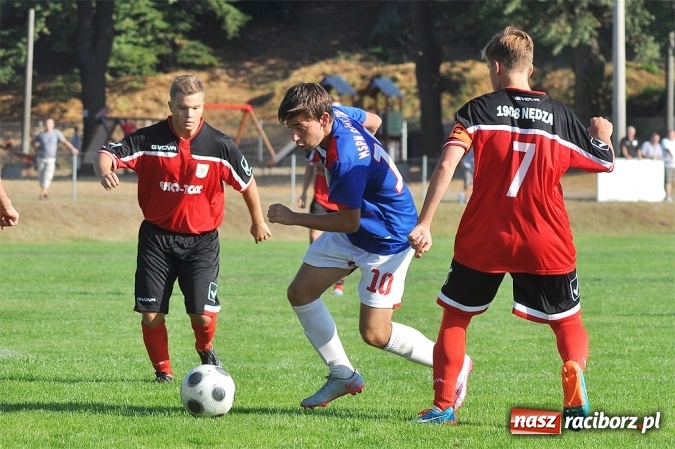 Zdjęcie w galerii na portalu naszraciborz.pl: Górnik Zabrze górą nad LKS-em 1908 Nędza wiadomości z regionu