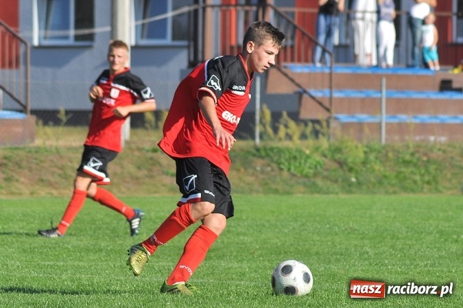 Zdjęcie w galerii na portalu naszraciborz.pl: Górnik Zabrze górą nad LKS-em 1908 Nędza wiadomości z regionu