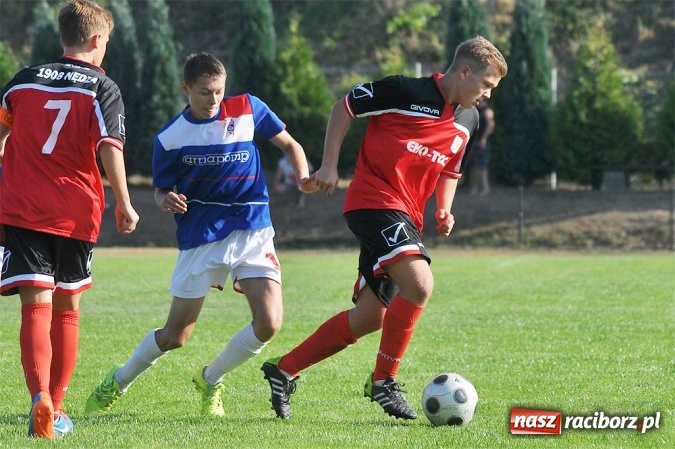 Zdjęcie w galerii na portalu naszraciborz.pl: Górnik Zabrze górą nad LKS-em 1908 Nędza wiadomości z regionu
