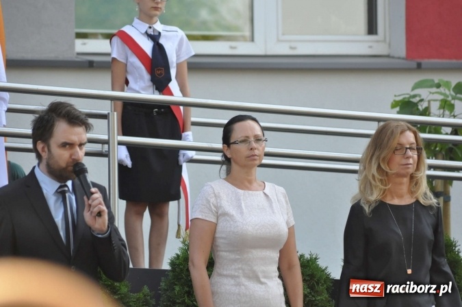 Zdjęcie w galerii na portalu naszraciborz.pl: Wszystko, co dobre szybko się kończy. Już po pierwszym dzwonku  wiadomości z regionu