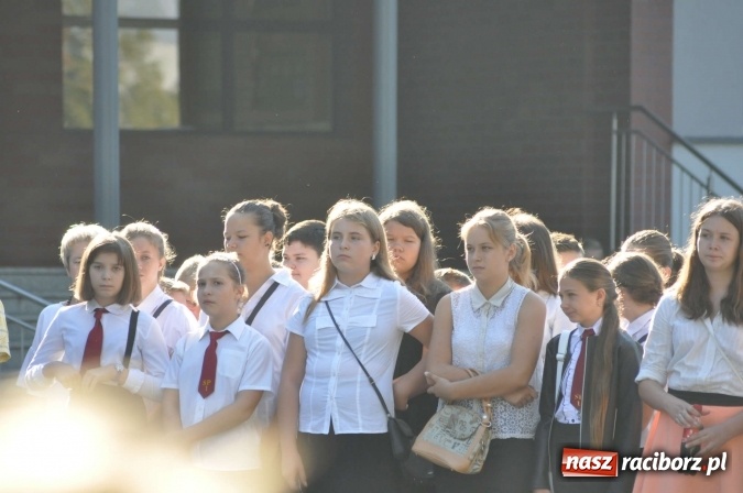 Zdjęcie w galerii na portalu naszraciborz.pl: Wszystko, co dobre szybko się kończy. Już po pierwszym dzwonku  wiadomości z regionu