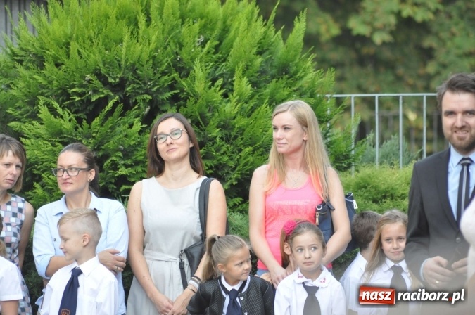 Zdjęcie w galerii na portalu naszraciborz.pl: Wszystko, co dobre szybko się kończy. Już po pierwszym dzwonku  wiadomości z regionu