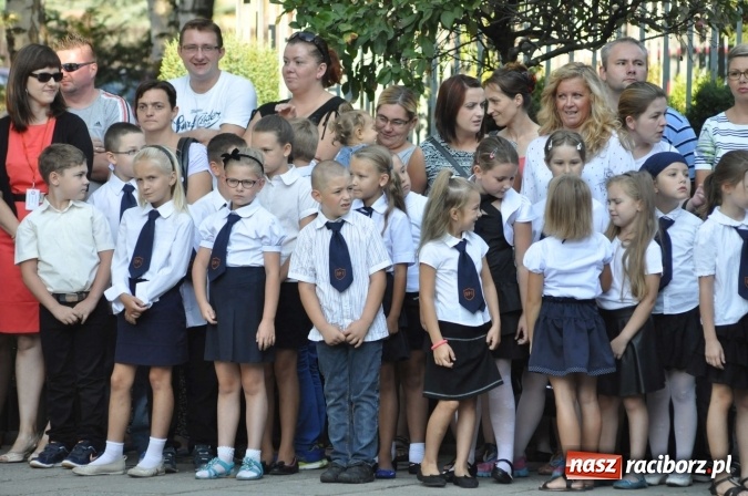 Zdjęcie w galerii na portalu naszraciborz.pl: Wszystko, co dobre szybko się kończy. Już po pierwszym dzwonku  wiadomości z regionu