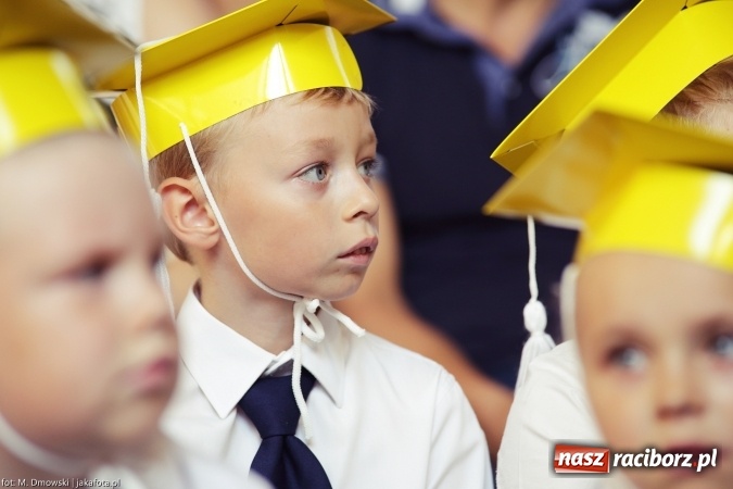 Zdjęcie w galerii na portalu naszraciborz.pl: Miejska inauguracja roku szkolnego w tym roku na Ostrogu wiadomości z regionu